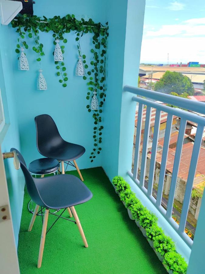 Davao Condo 2Br Pool Wifi Netflix エクステリア 写真