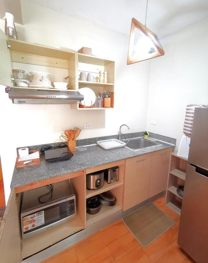 Davao Condo 2Br Pool Wifi Netflix エクステリア 写真