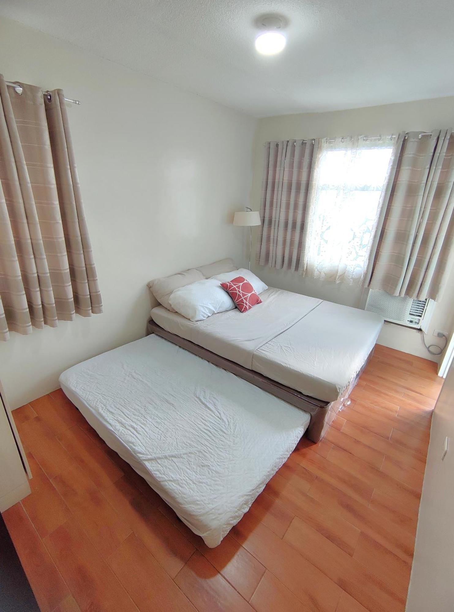 Davao Condo 2Br Pool Wifi Netflix エクステリア 写真